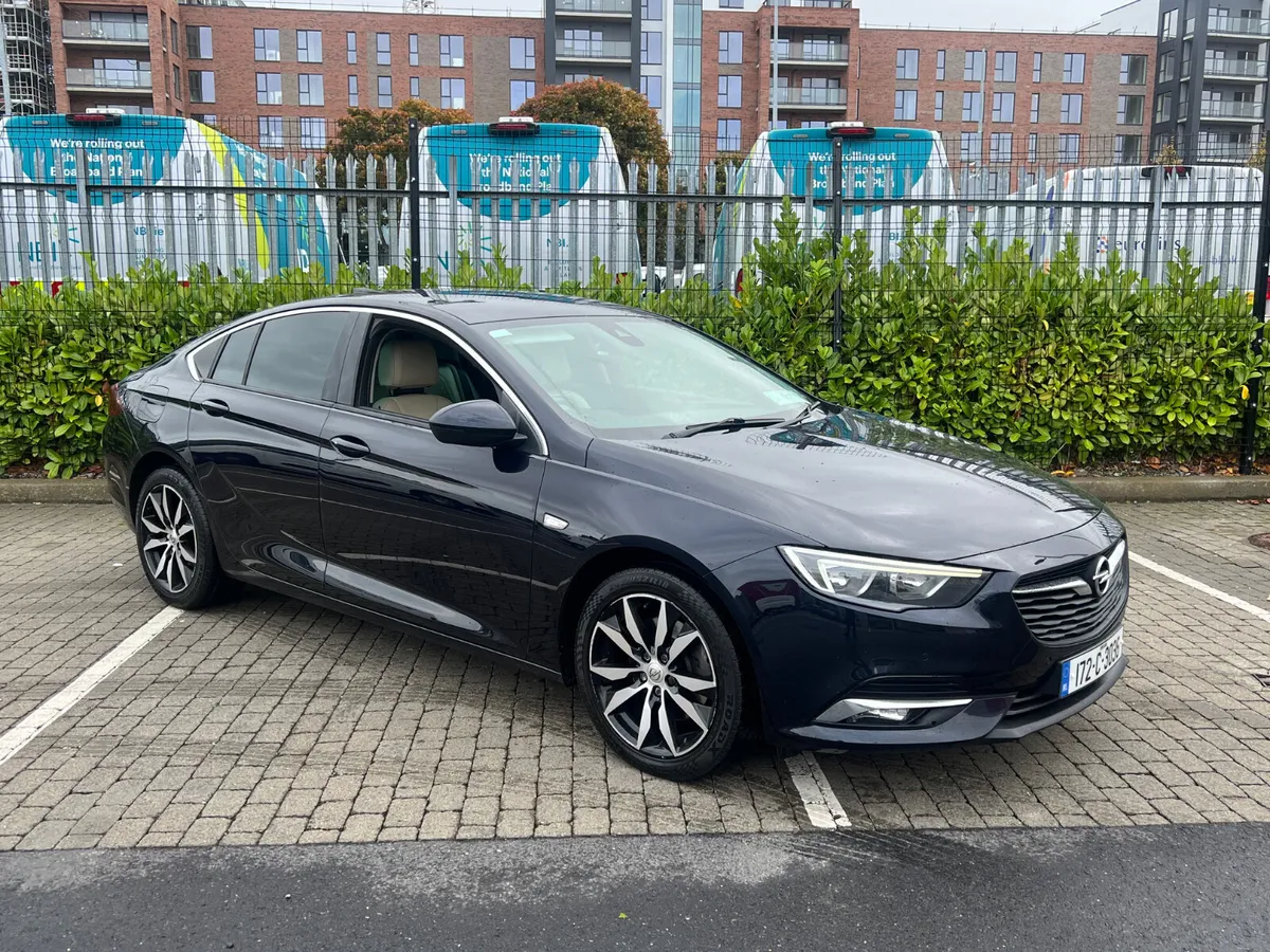Opel Insignia Sri Low Kms 2017 - Image 1
