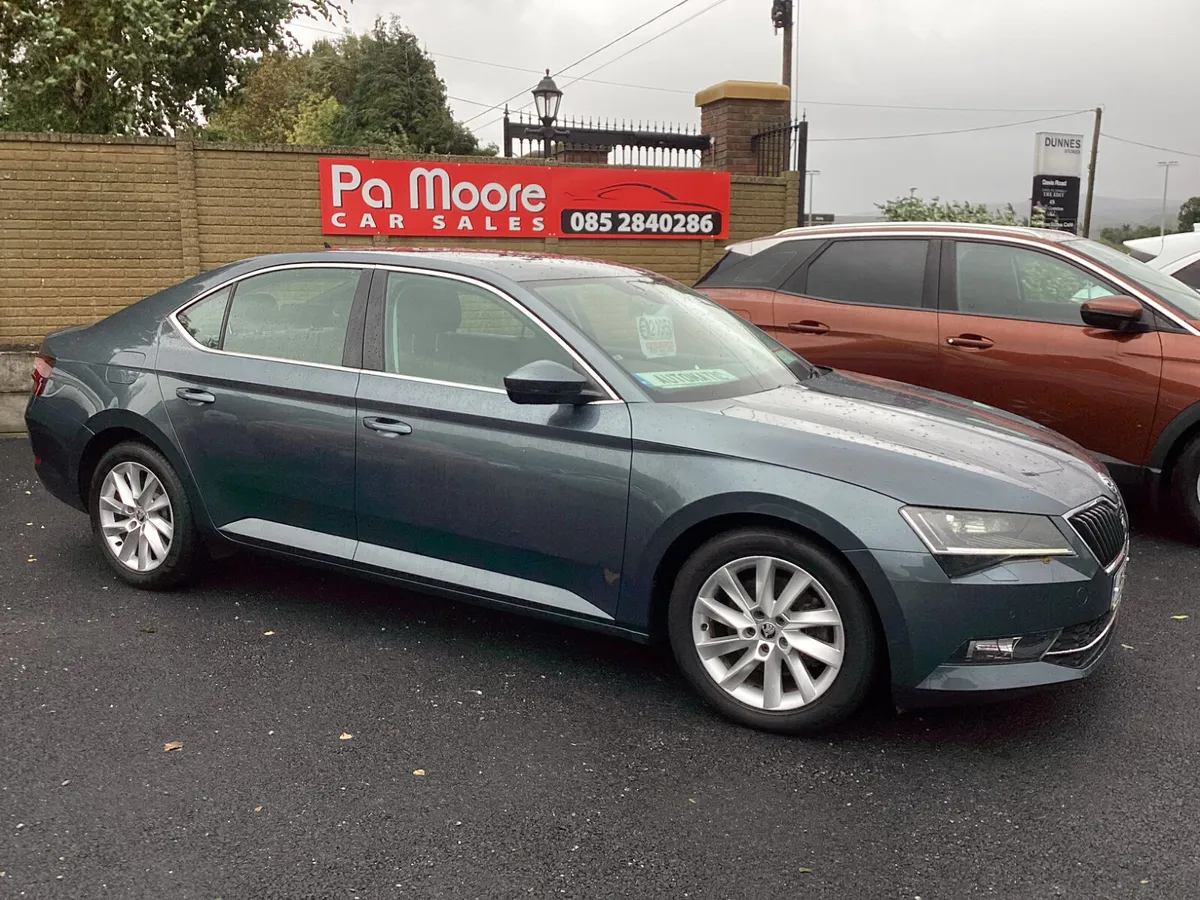 Skoda Superb * 2.0TDI * AUTOMATIC - Image 1