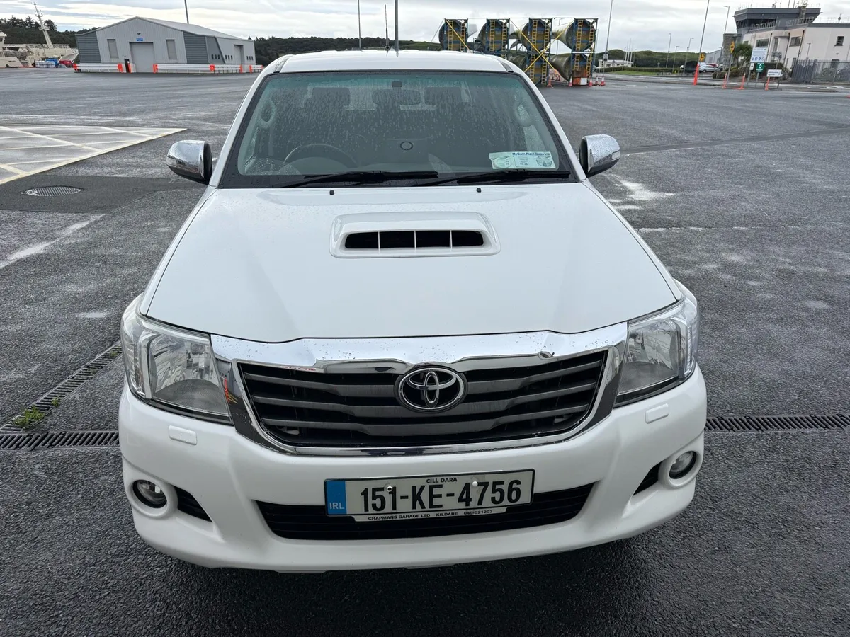 Toyota hilux jeep - Image 3