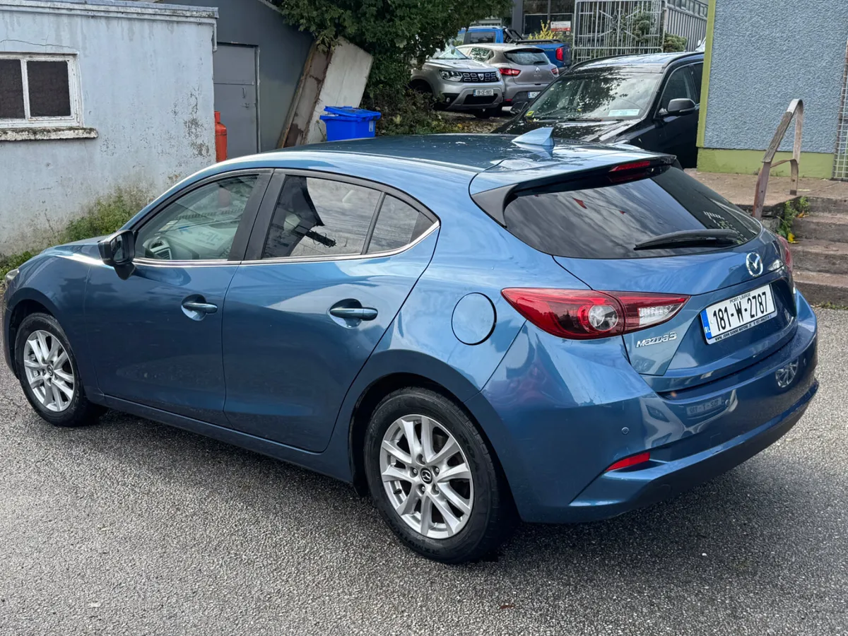 Mazda Mazda3, 1 owner low mileage - Image 3