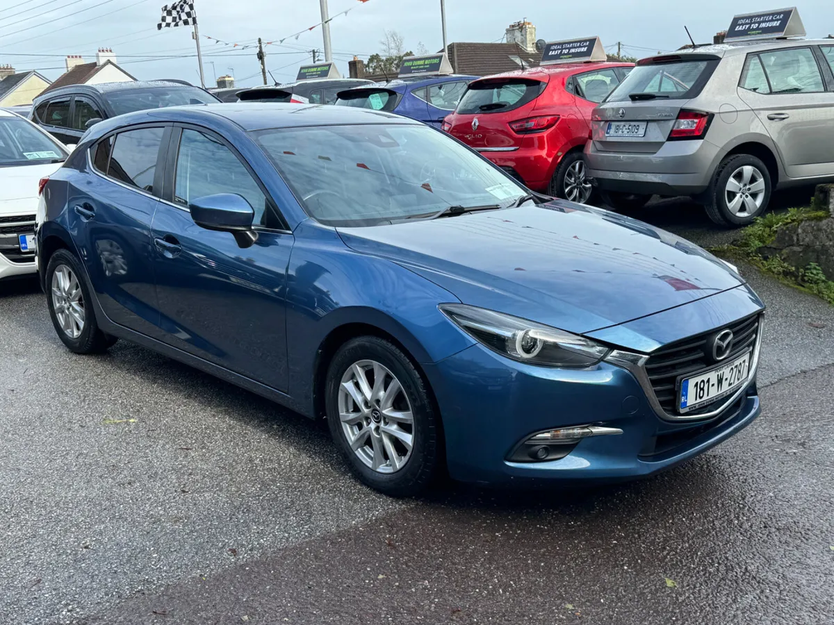 Mazda Mazda3, 1 owner low mileage - Image 2