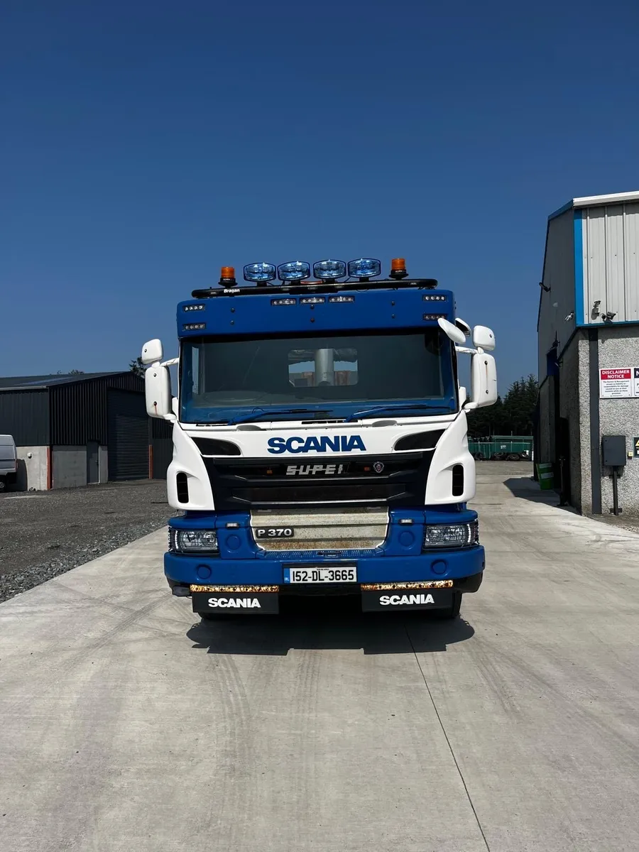 Scania tipper - Image 1