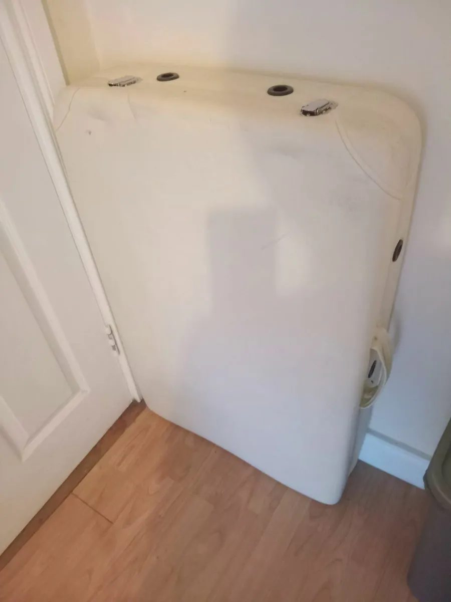 Therapy Bed – Excellent Condition (Second-Hand) - Image 2