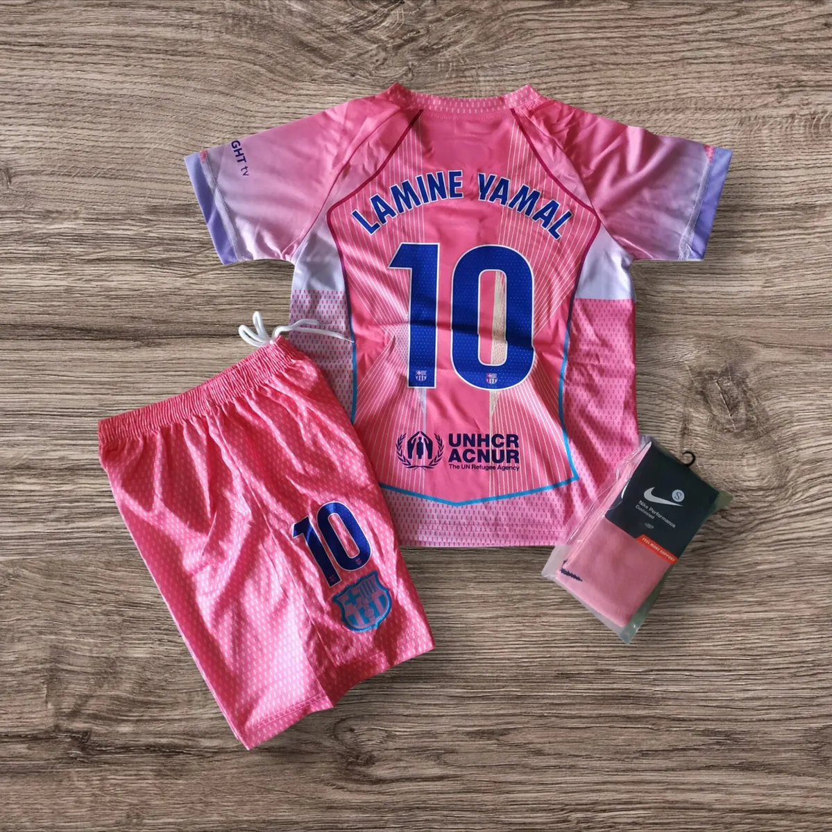 BARCELONA ( LAMINE YAMAL 10) KIDS KIT , 7/8 YRS - Image 1