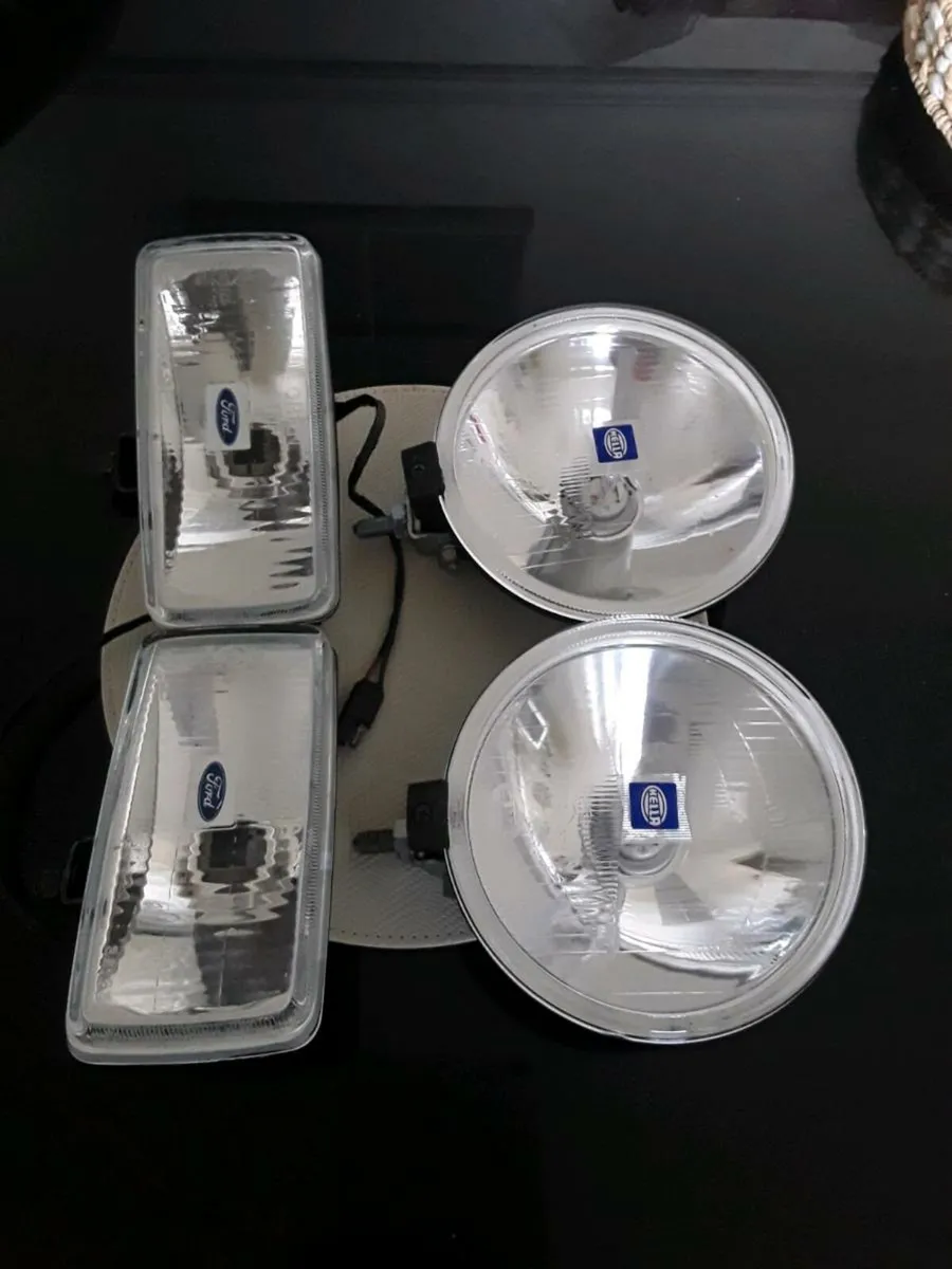 Spotlights - Image 2