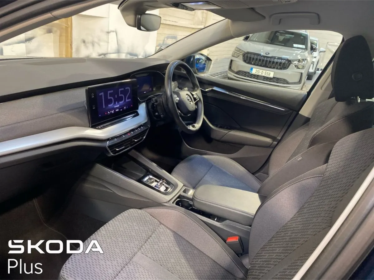 Skoda Octavia Combi Style 1.5tsi 150bhp DSG Mhev - Image 4