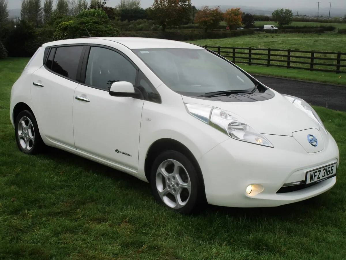 Nissan Leaf 2015 - Image 1