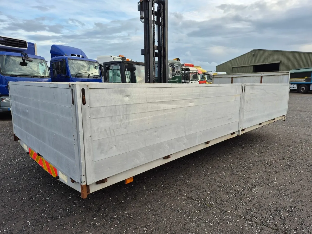 Full alloy 21ft Dropside Body - Image 2