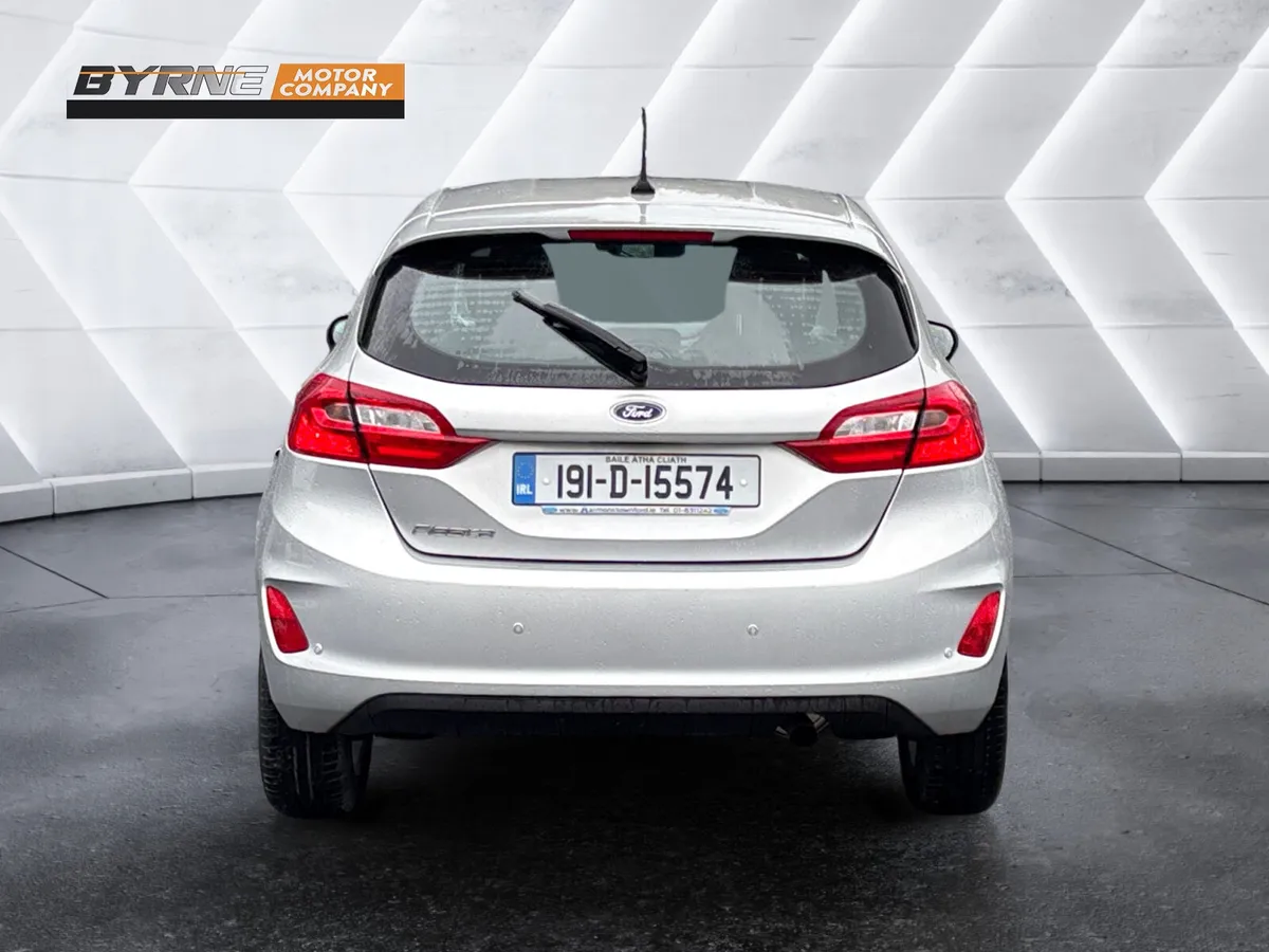 FORD FIESTA 1.1 ZETEC 2019 - Image 4