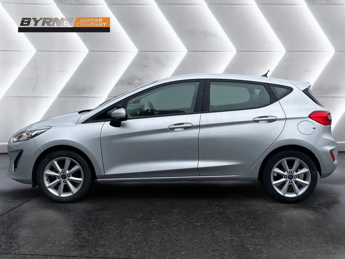 FORD FIESTA 1.1 ZETEC 2019 - Image 2