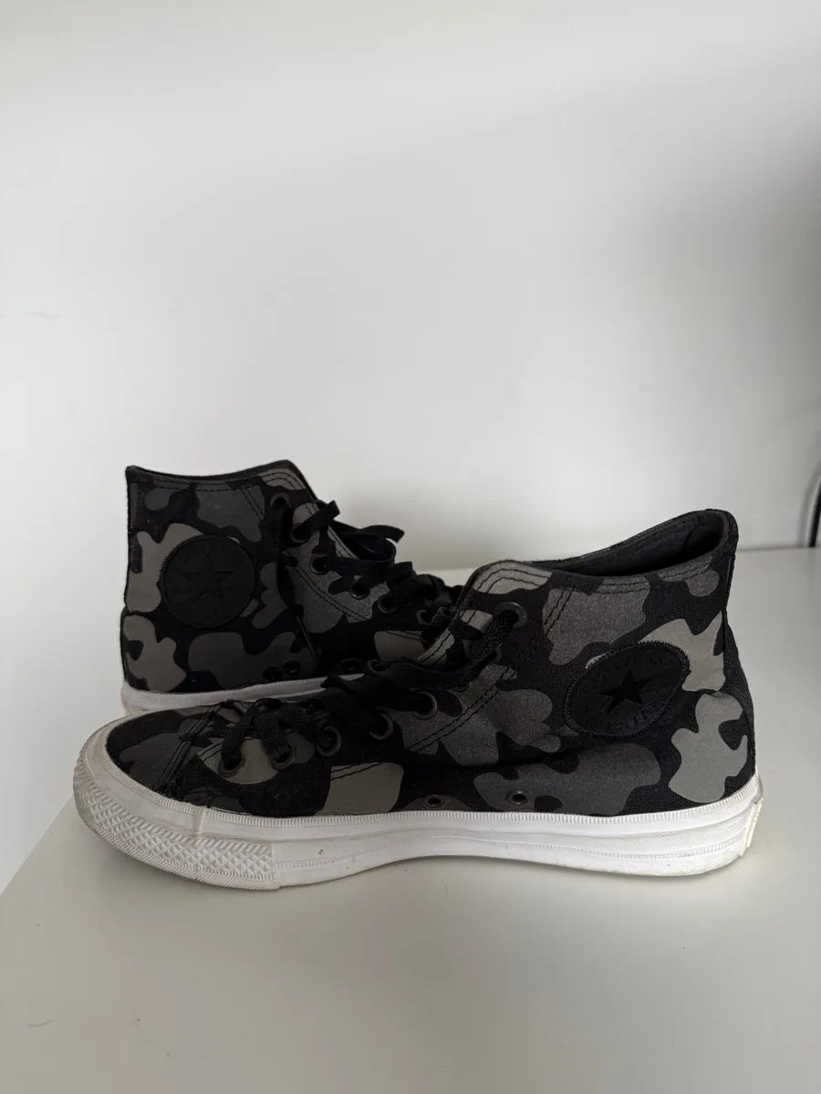 Converse - Image 1