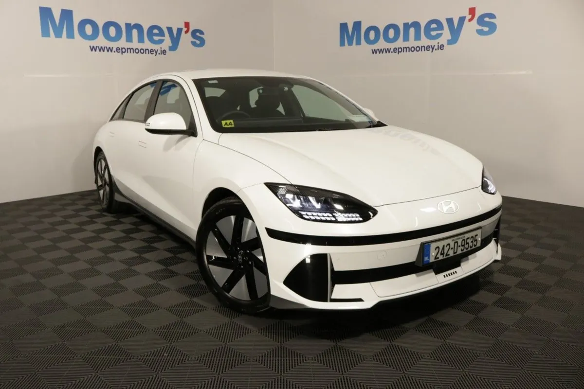 Hyundai Ioniq 6 Signature EX Demo 77 kWh EV Saloon - Image 1