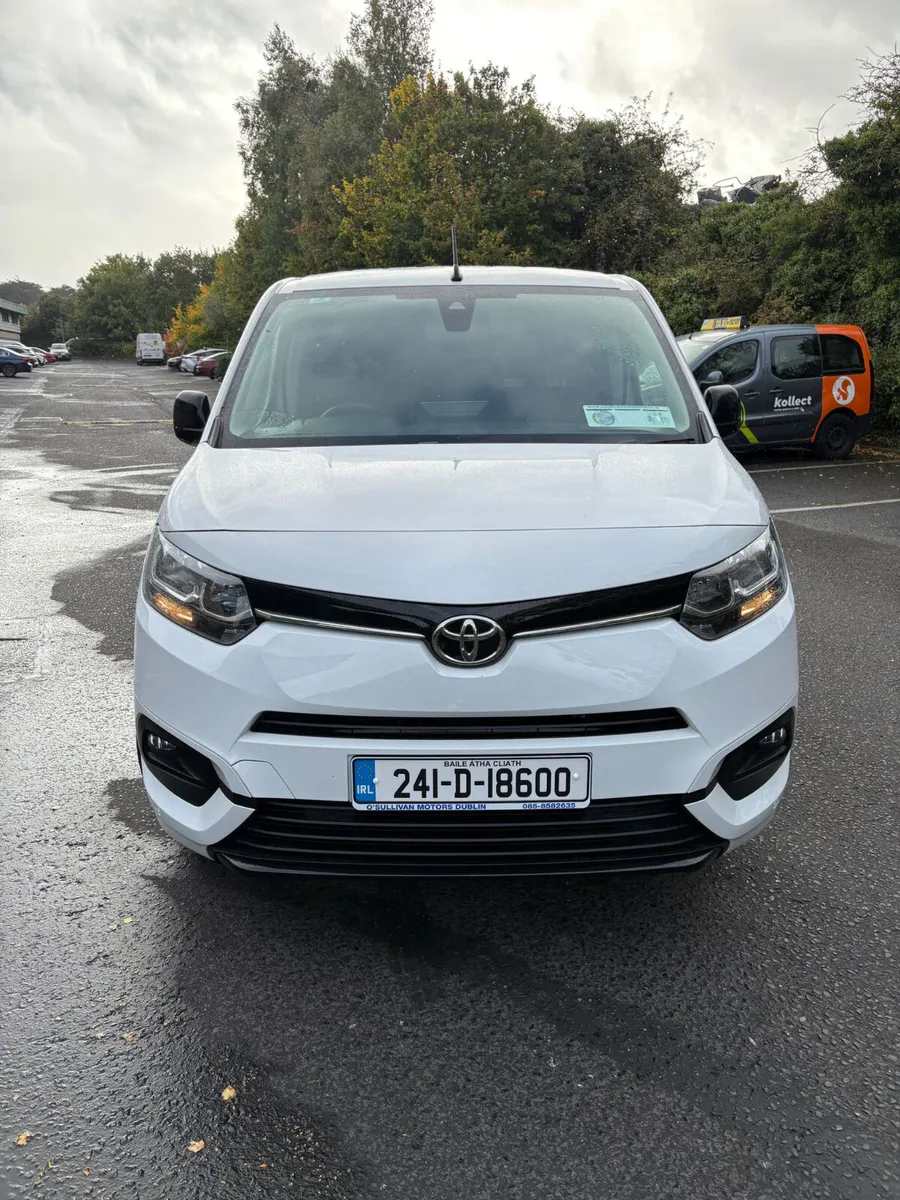 Toyota Proace City 2024 VAN 1.5 Diesel Manual - Image 2