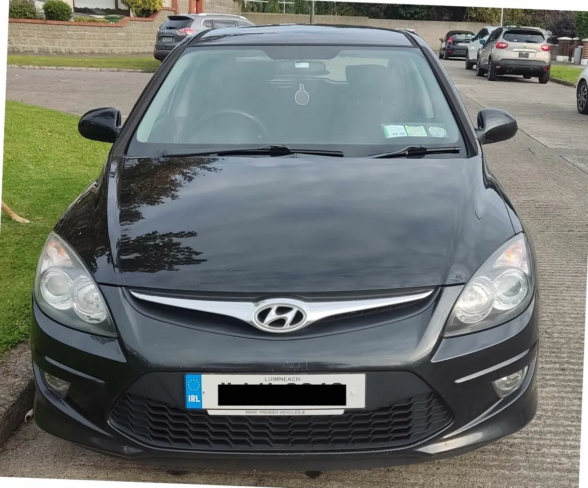 Hyundai i30 2011 1.6 - Image 1