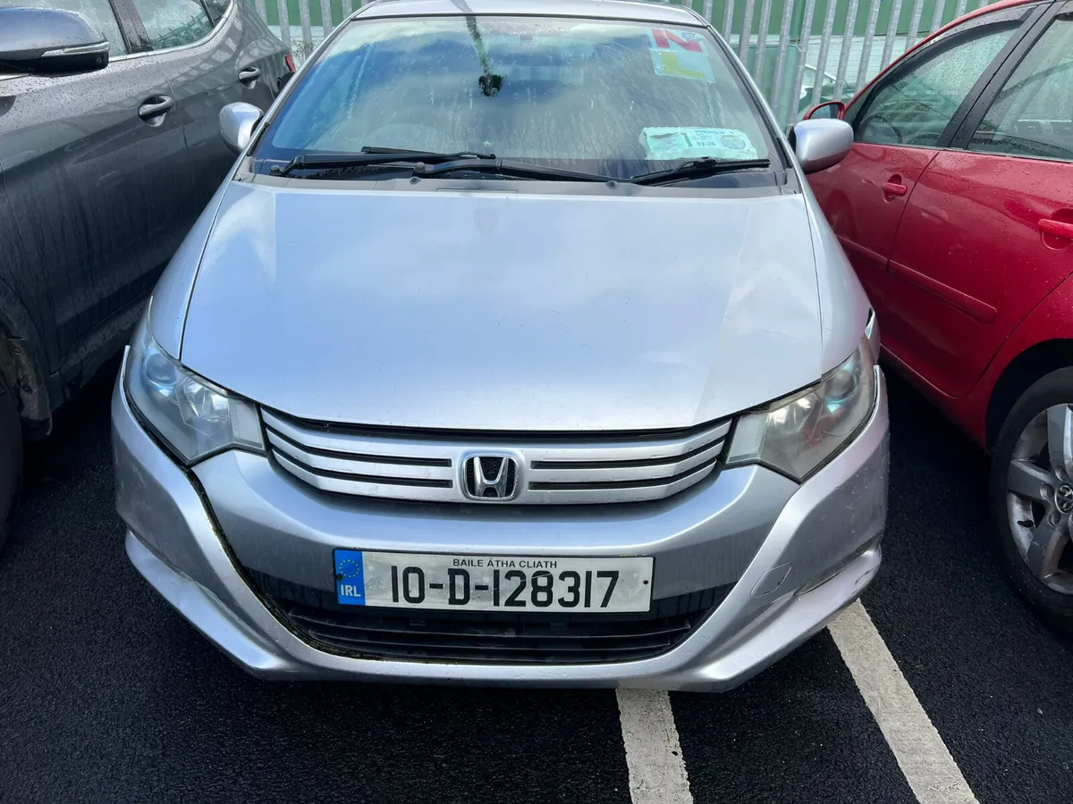 2010 HONDA INSIGHT Nct and Tax - Image 2