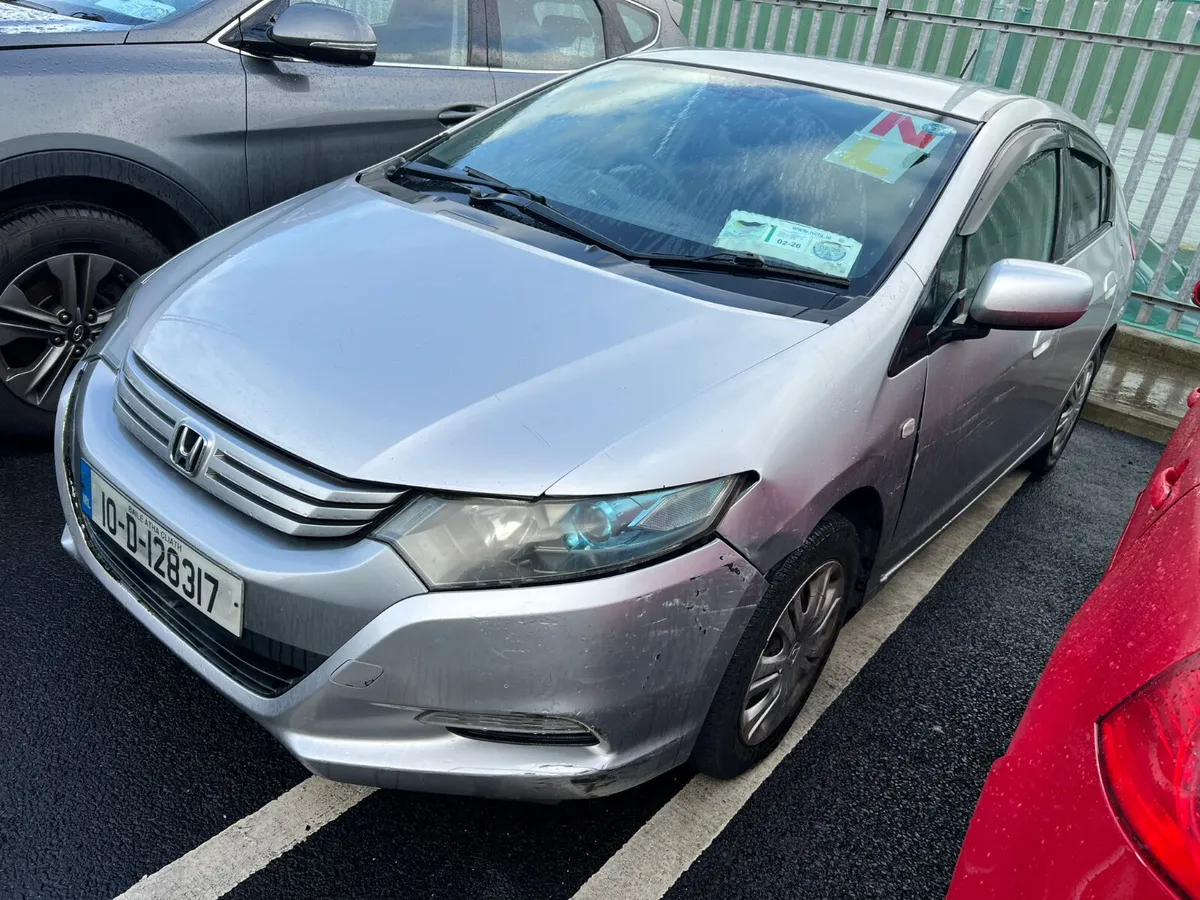 2010 HONDA INSIGHT Nct and Tax - Image 3