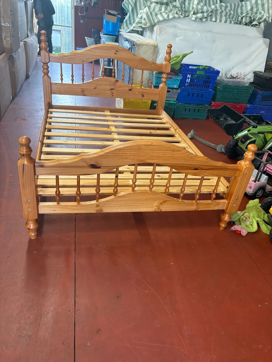 Pine Double bed frame - Image 1
