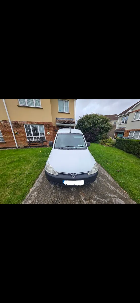 Crew Cab Van - Image 1