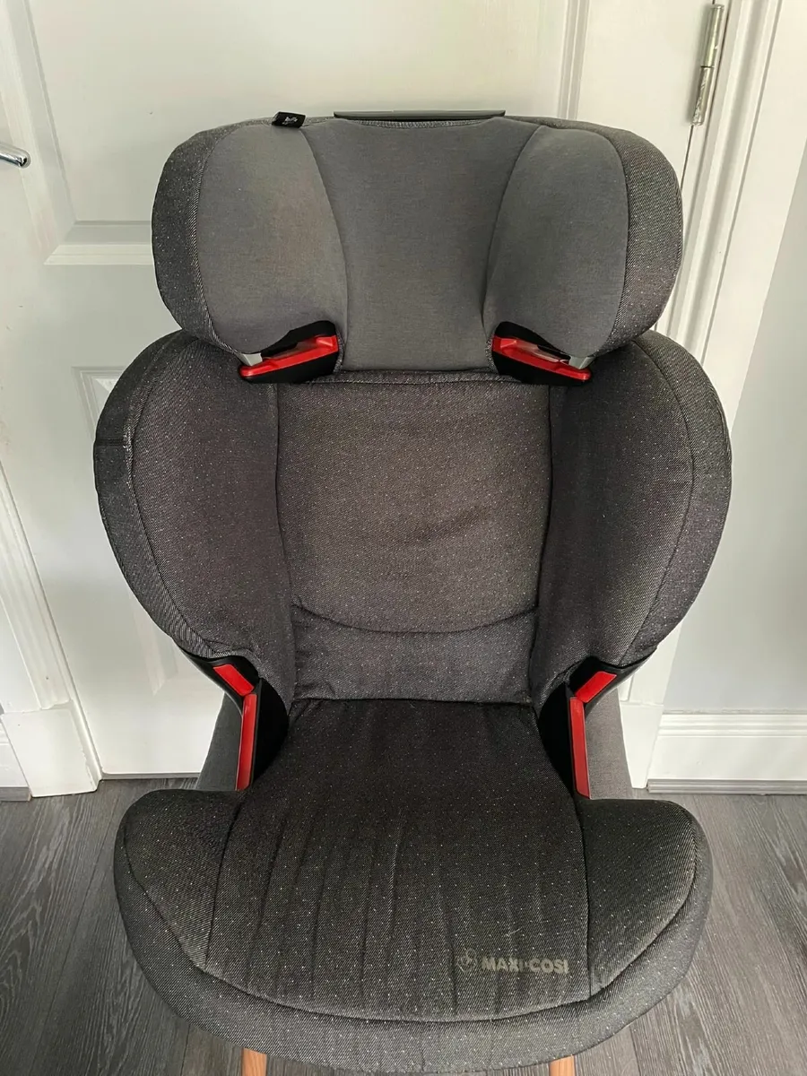 Maxi Cosi RodiFix protect ISOFIX Car seat - Image 1
