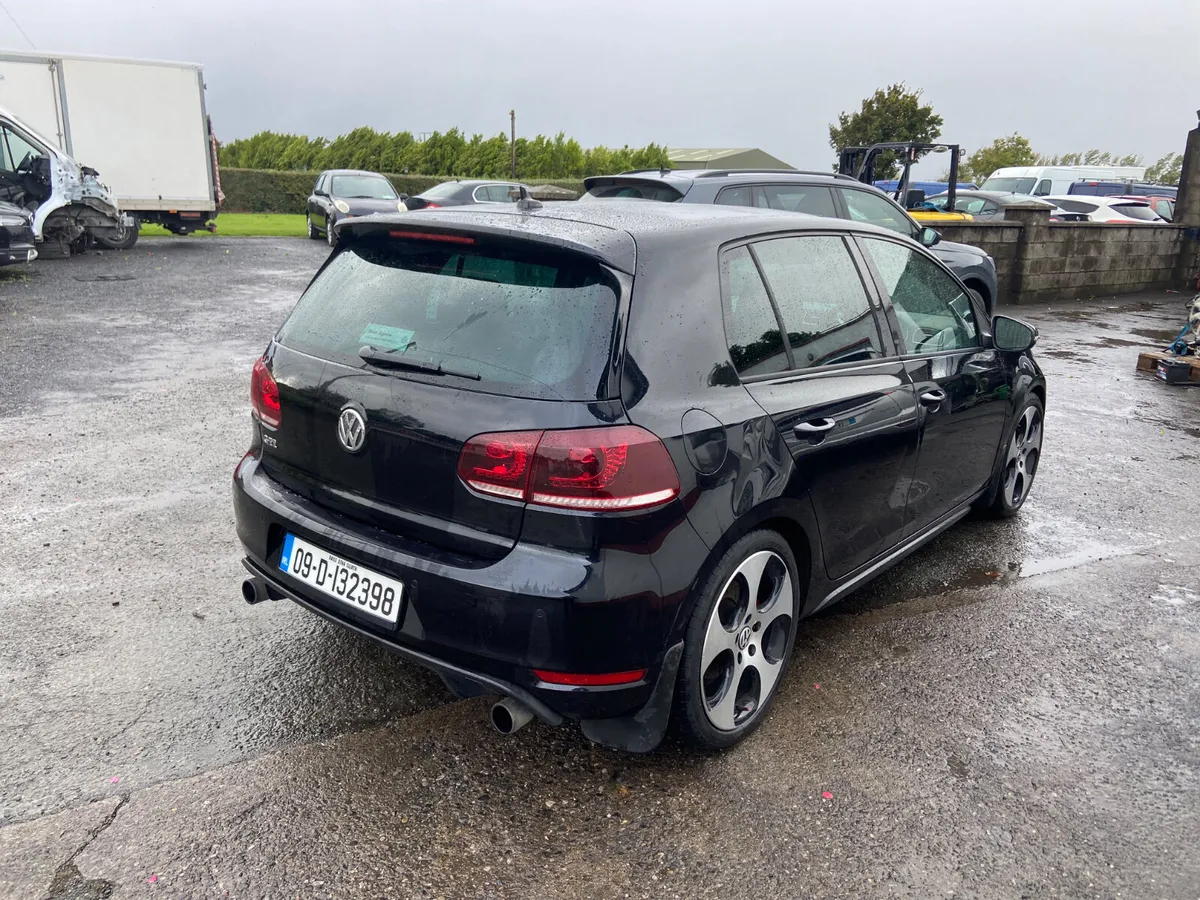 Volkswagen Golf Gti 2009 - Image 3
