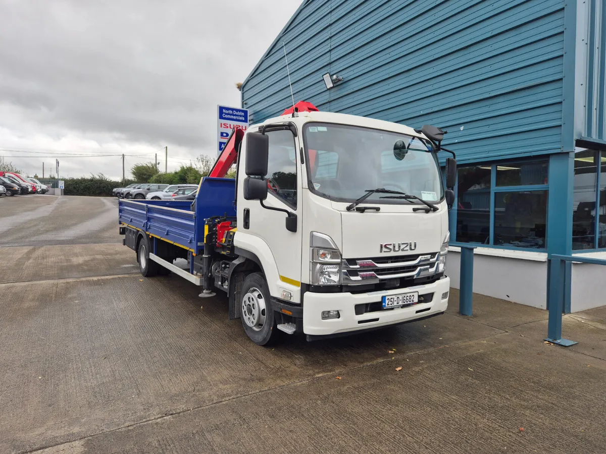 2025 ISUZU FFR 11TON DROPSIDE AND CRANE - Image 2