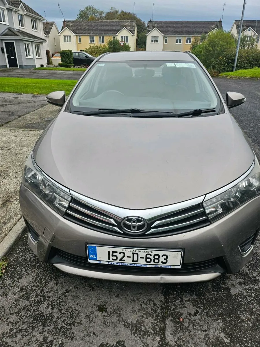 Toyota corolla - Image 3