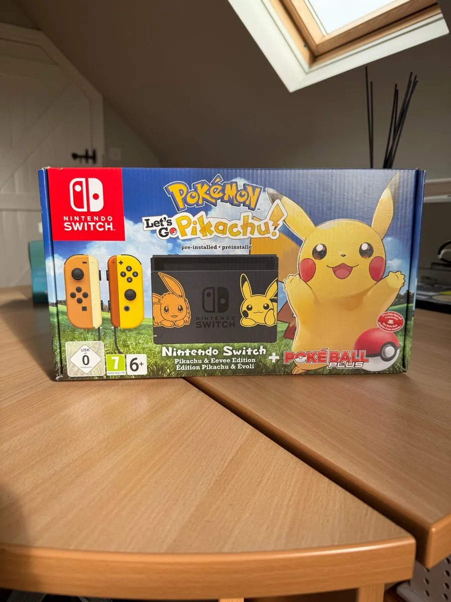Nintendo Switch Let’s Go Pikachu Limited Edition - Image 2