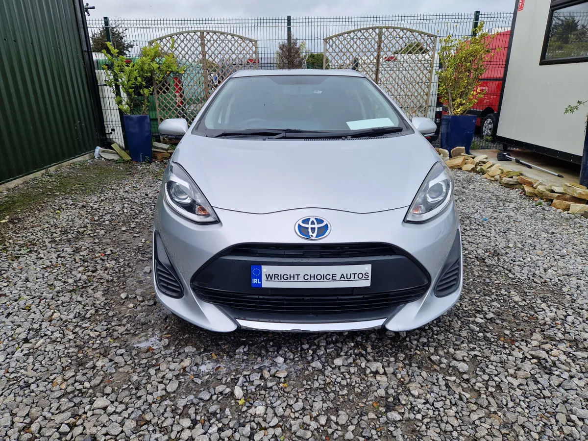2020 (201) Toyota Aqua 1.5 Hybrid Nct 10/27 - Image 2