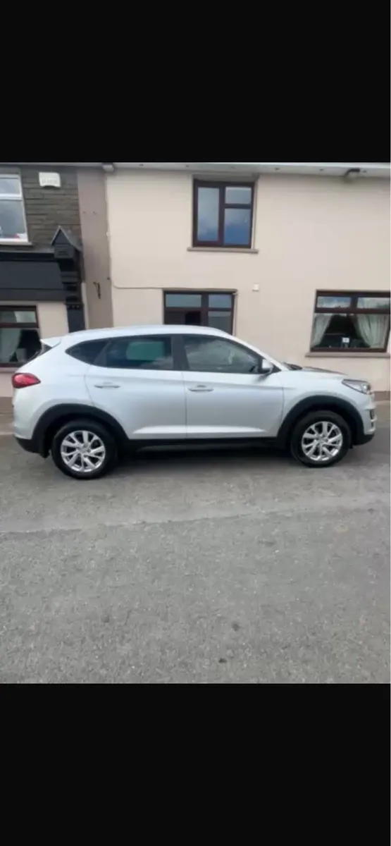Car - Image 1