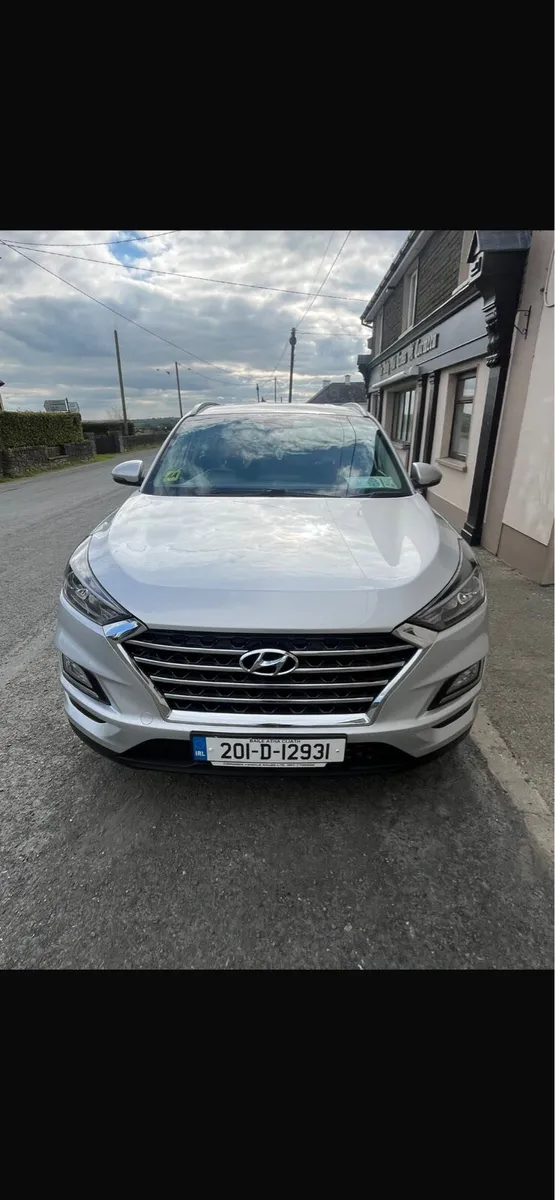 Car - Image 2