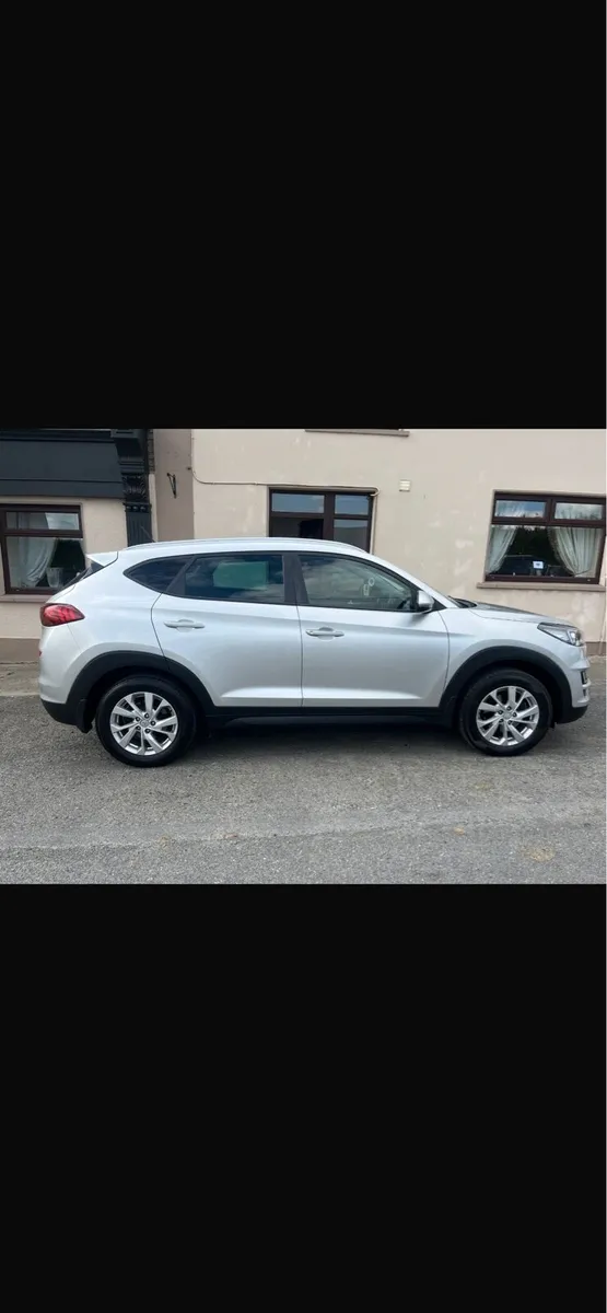 Car - Image 4
