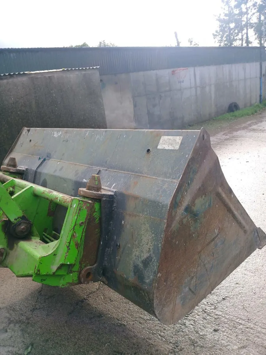 Telehandler bucket - Image 4
