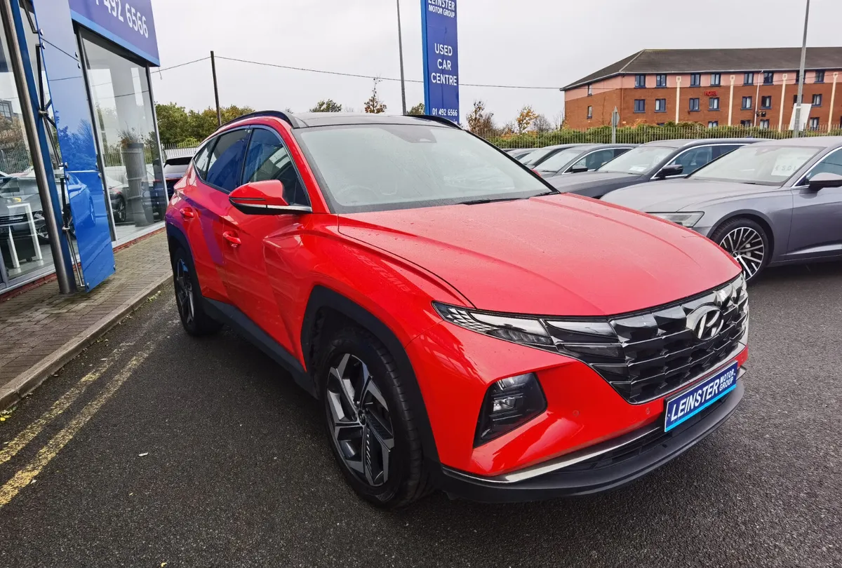 HYUNDAI TUCSON 1.6 ULTIMATE **SUNROOF** AUTO PHEV - Image 3