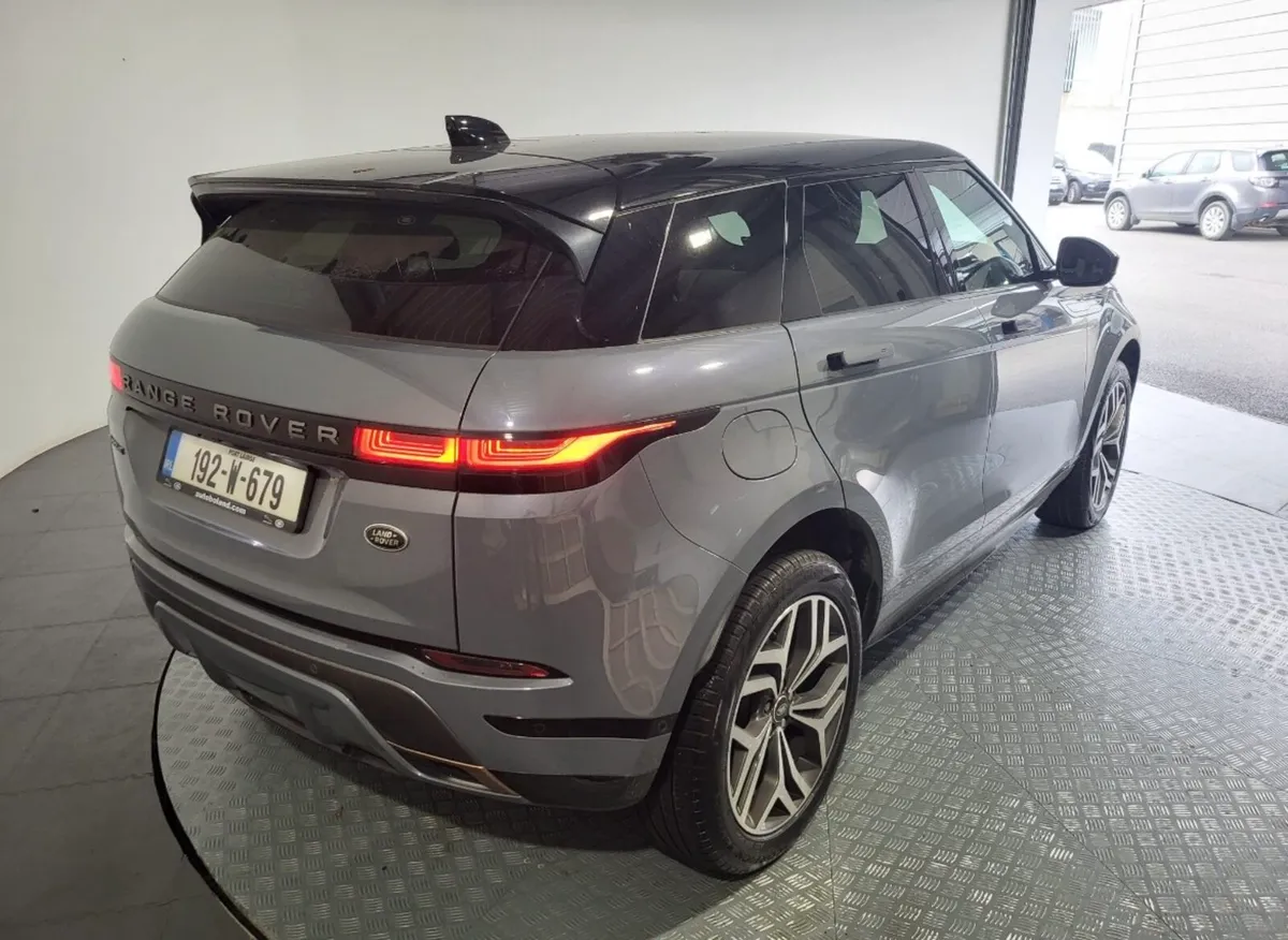 Land Rover Evoke 1st Edition (Limited Edition) - Image 3