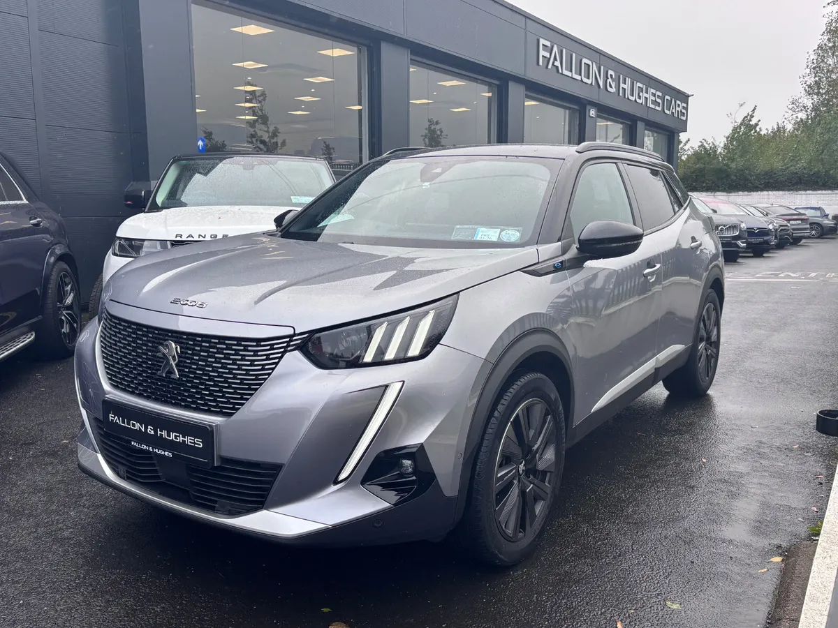 Peugeot 2008 GT PREMIUM EV 5DR AUTO // 222 REG - Image 1