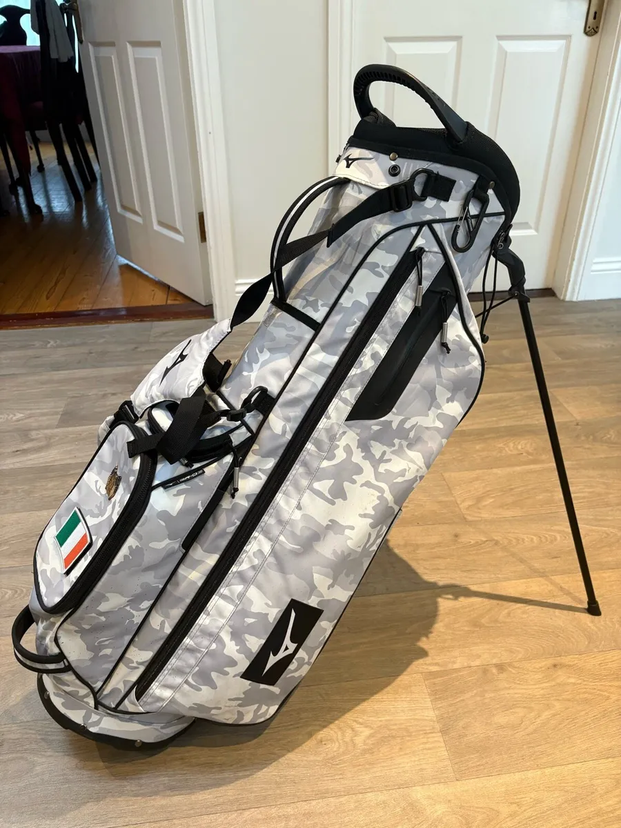 Mizuno carry bag - Image 1