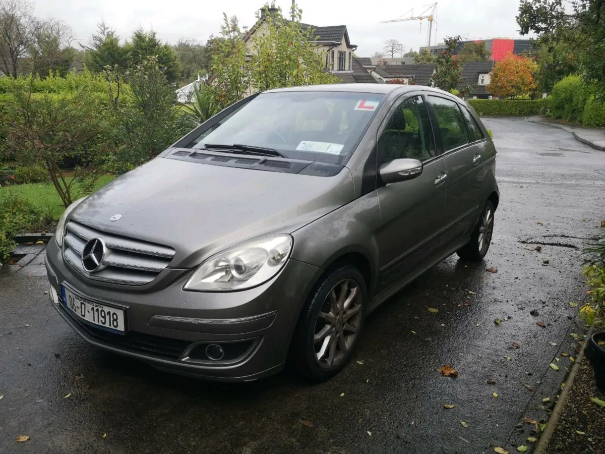 B150 Mercedes - Image 2