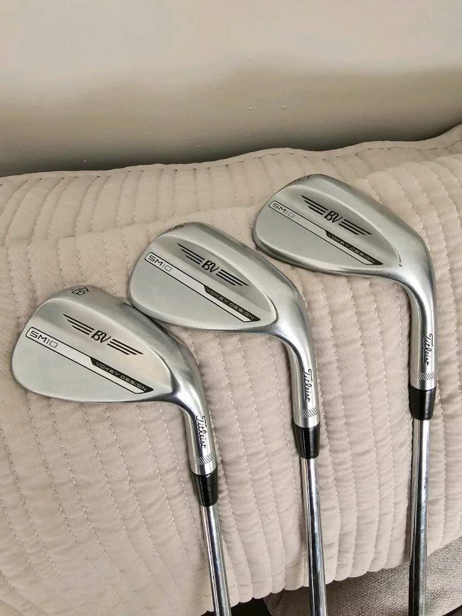 Titleist vokey sm10 wedges 48 54 60 - Image 1
