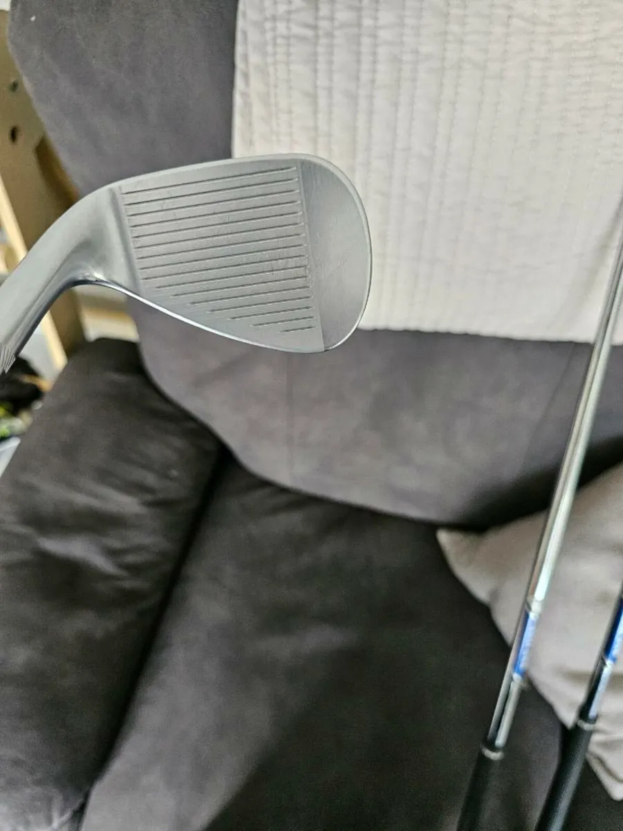 Titleist vokey sm10 wedges 48 54 60 - Image 3