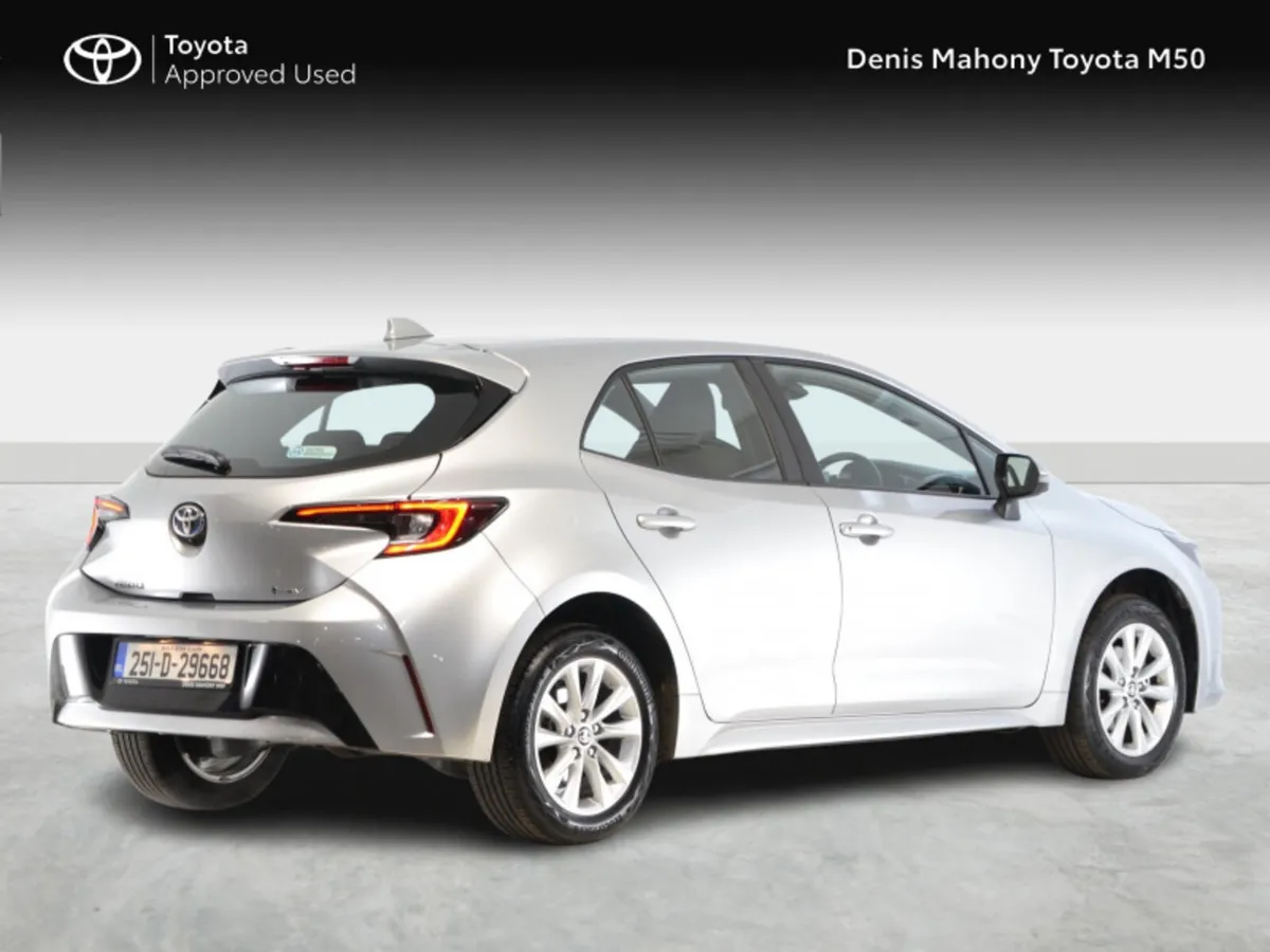 Toyota Corolla Luna Hybrid Auto - Image 2