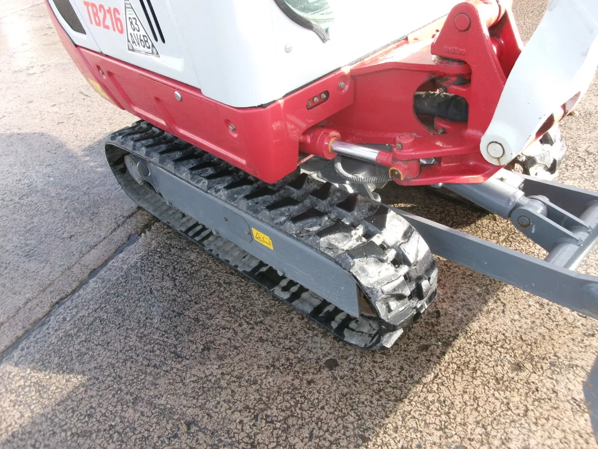 Takeuchi TB216 cab  #14005113 - Image 3