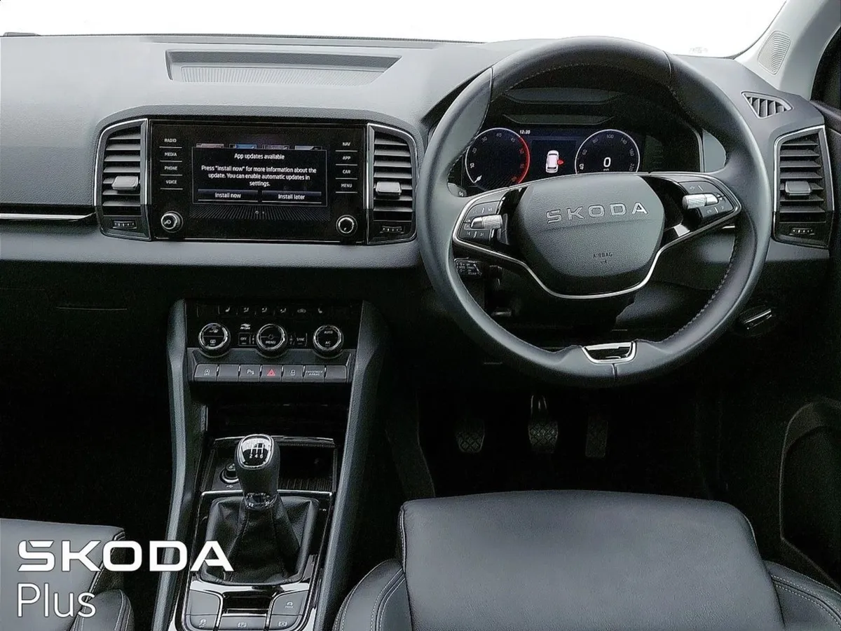 Skoda Karoq Selection  2.0tdi 115HP - Image 2