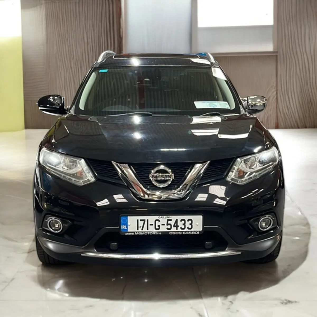 2017 Nissan X-Trail 1.6d SV 7 Seats Design Pack - Image 2