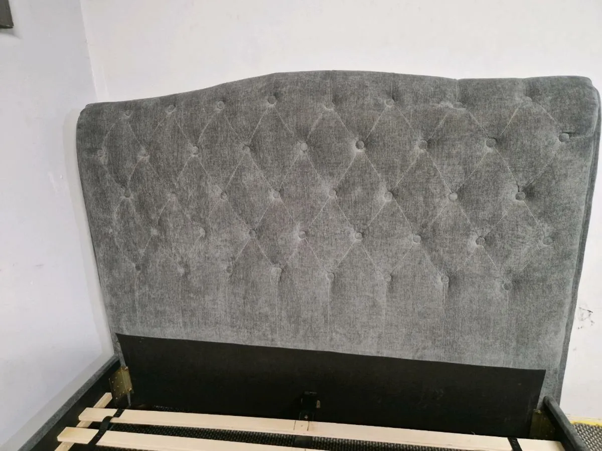 Bed - Image 4