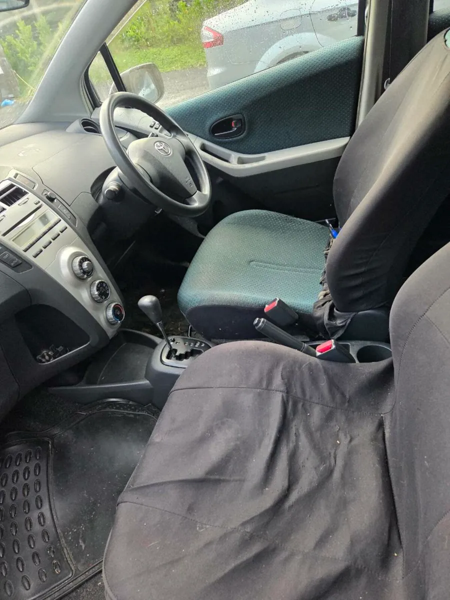 2005  TOYOTA YARIS AUTOMATIC - Image 3
