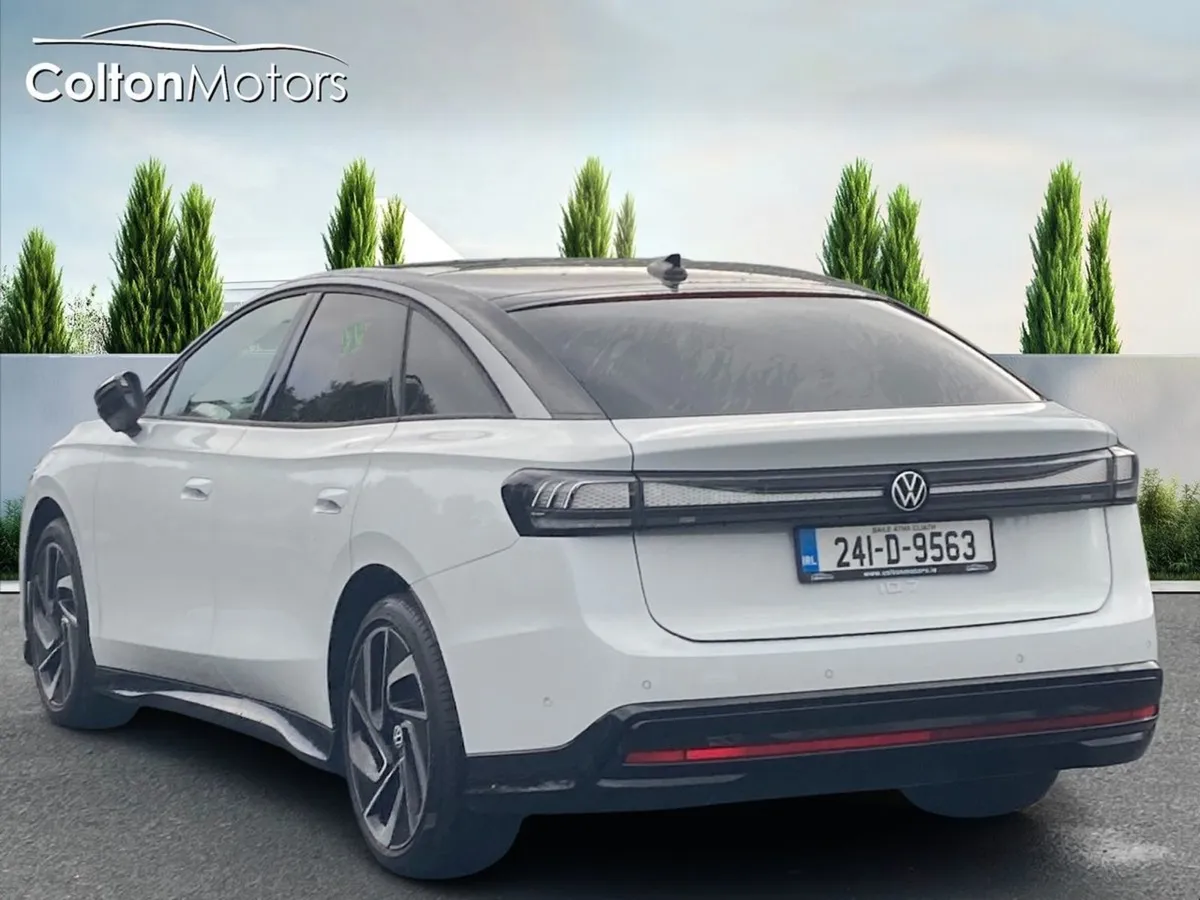 Volkswagen ID.7 PRO 77kwh 286HP (panoramic Roof / - Image 3