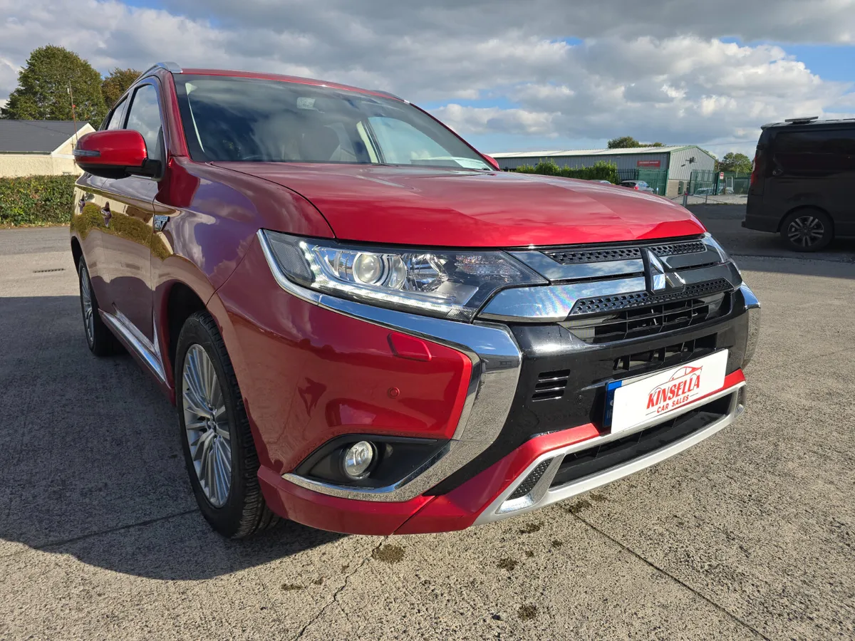 Mitsubishi Outlander PLUG IN HYBRID  2019 - Image 3