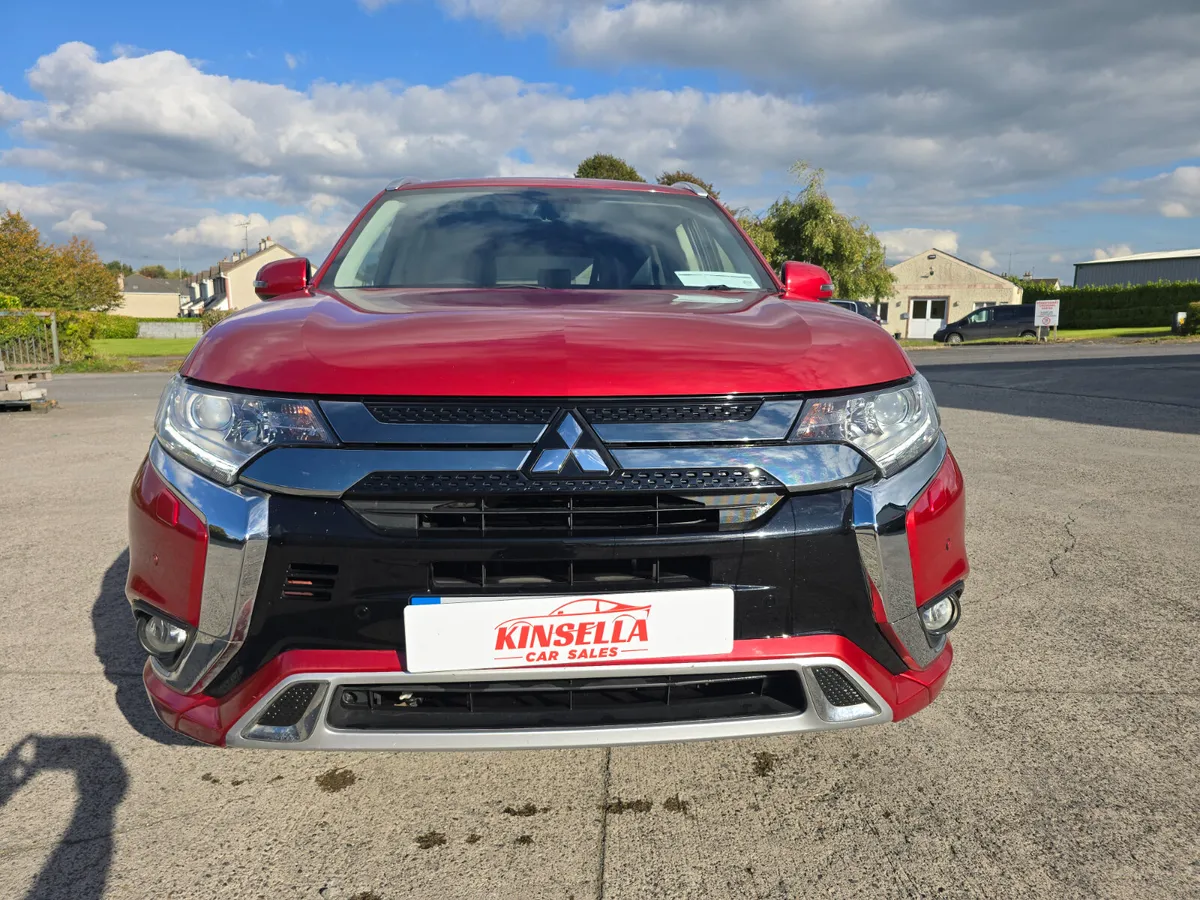 Mitsubishi Outlander PLUG IN HYBRID  2019 - Image 2