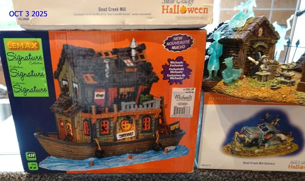 Halloween figures - Image 1