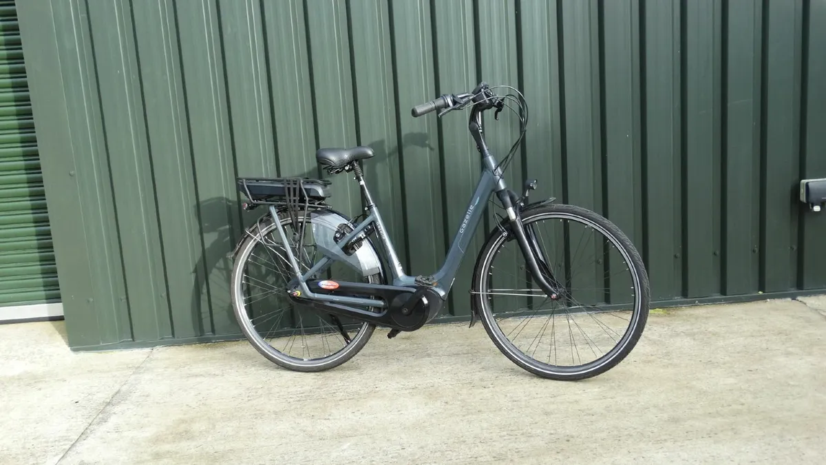 Gazelle Orange C7 HMB electric bike - Image 3